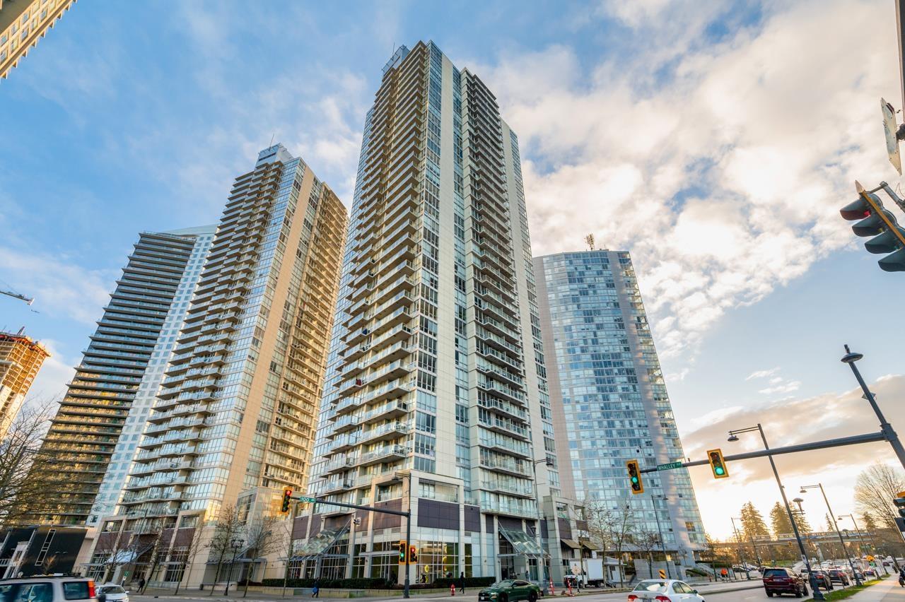 13688 100 Avenue Unit 1104, Surrey, BC V3T 0G5