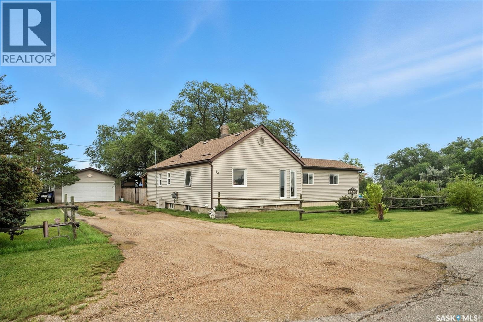 64 Main St, Radisson, SK S0K 3L0