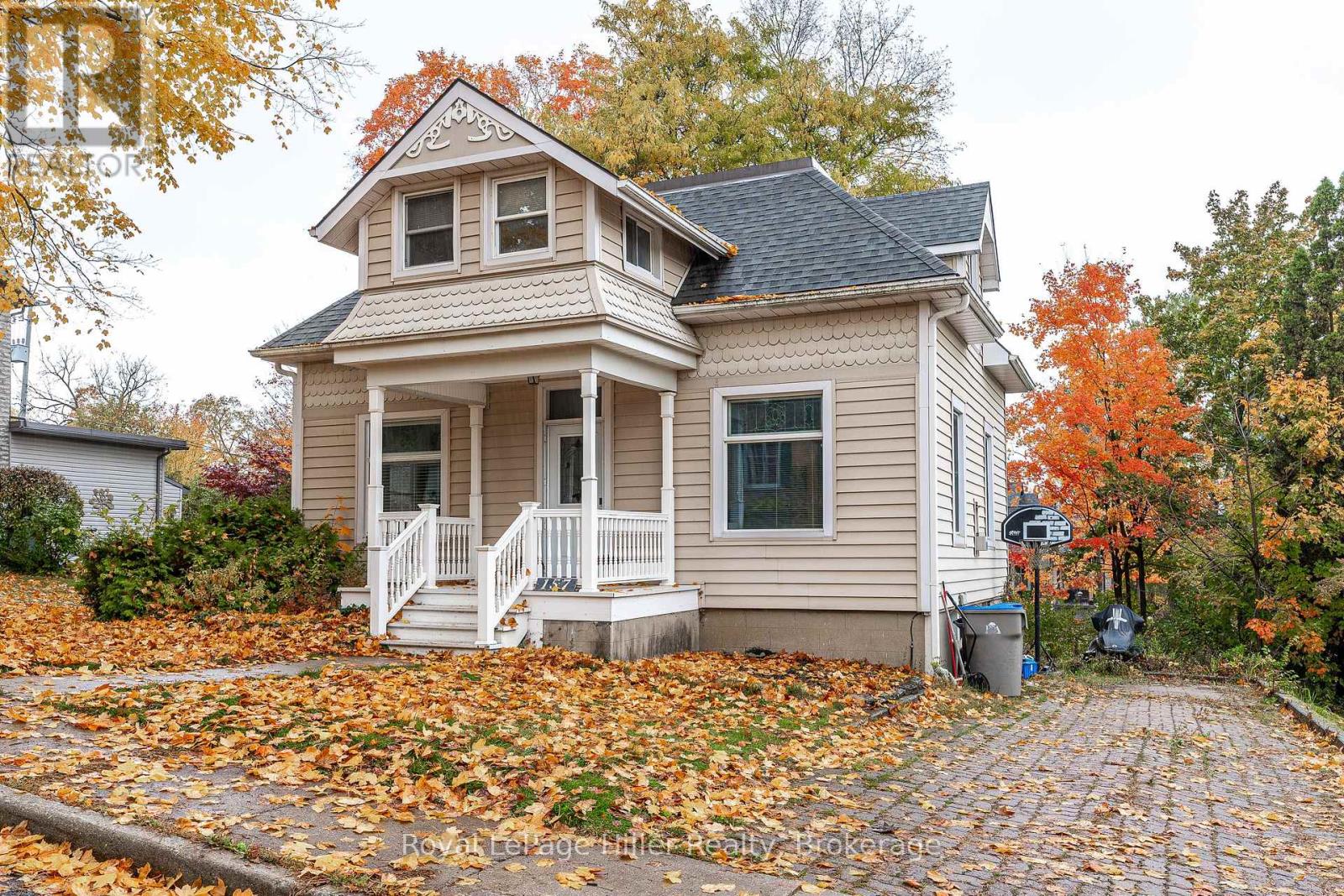 157 Maiden Ln, St. Marys, ON N4X 1B2