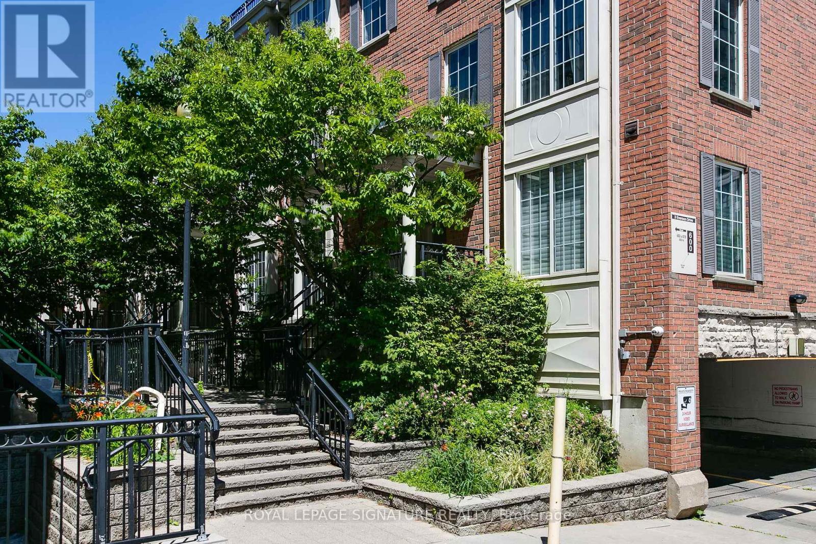 627 3 Everson Dr, Toronto, ON M2N 7C2