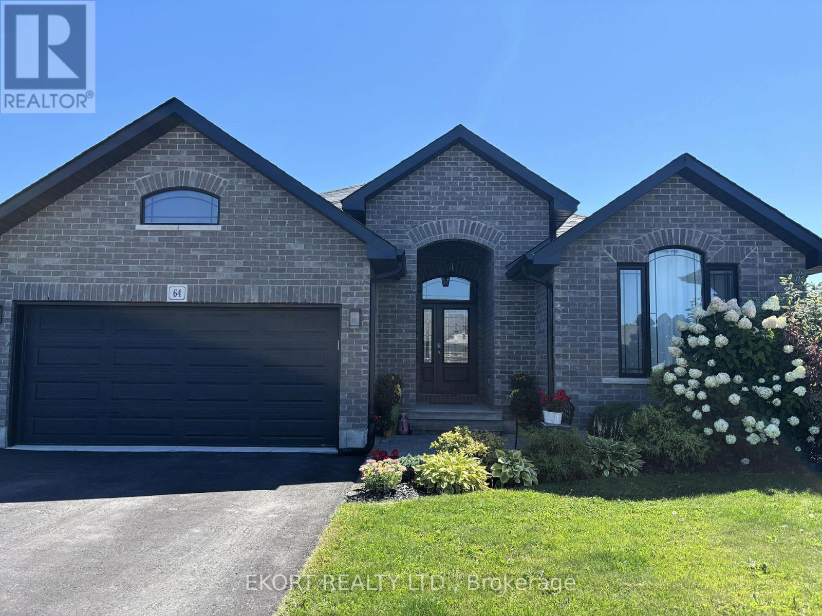 64 Farmington Cres, Belleville, ON K8N 0J8