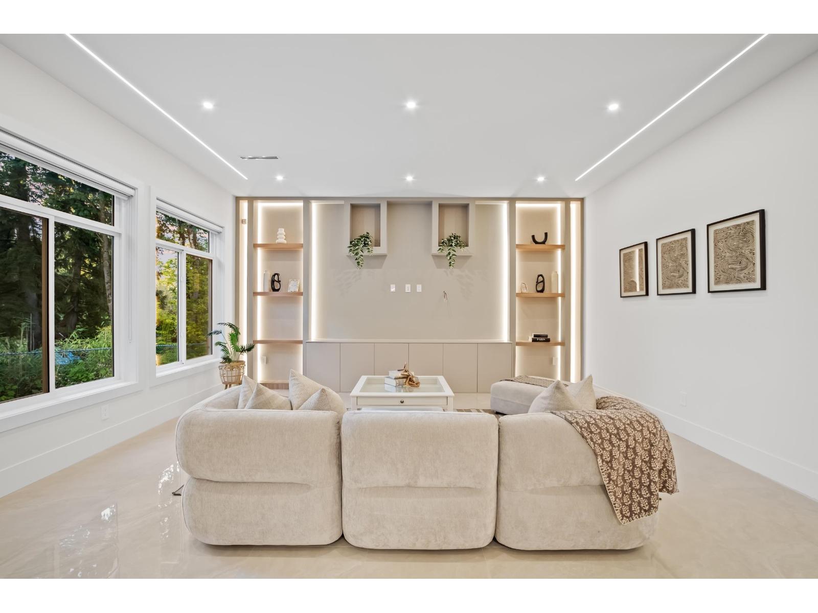 173 Street Unit 10027 #a, Surrey, BC V4N 4L2