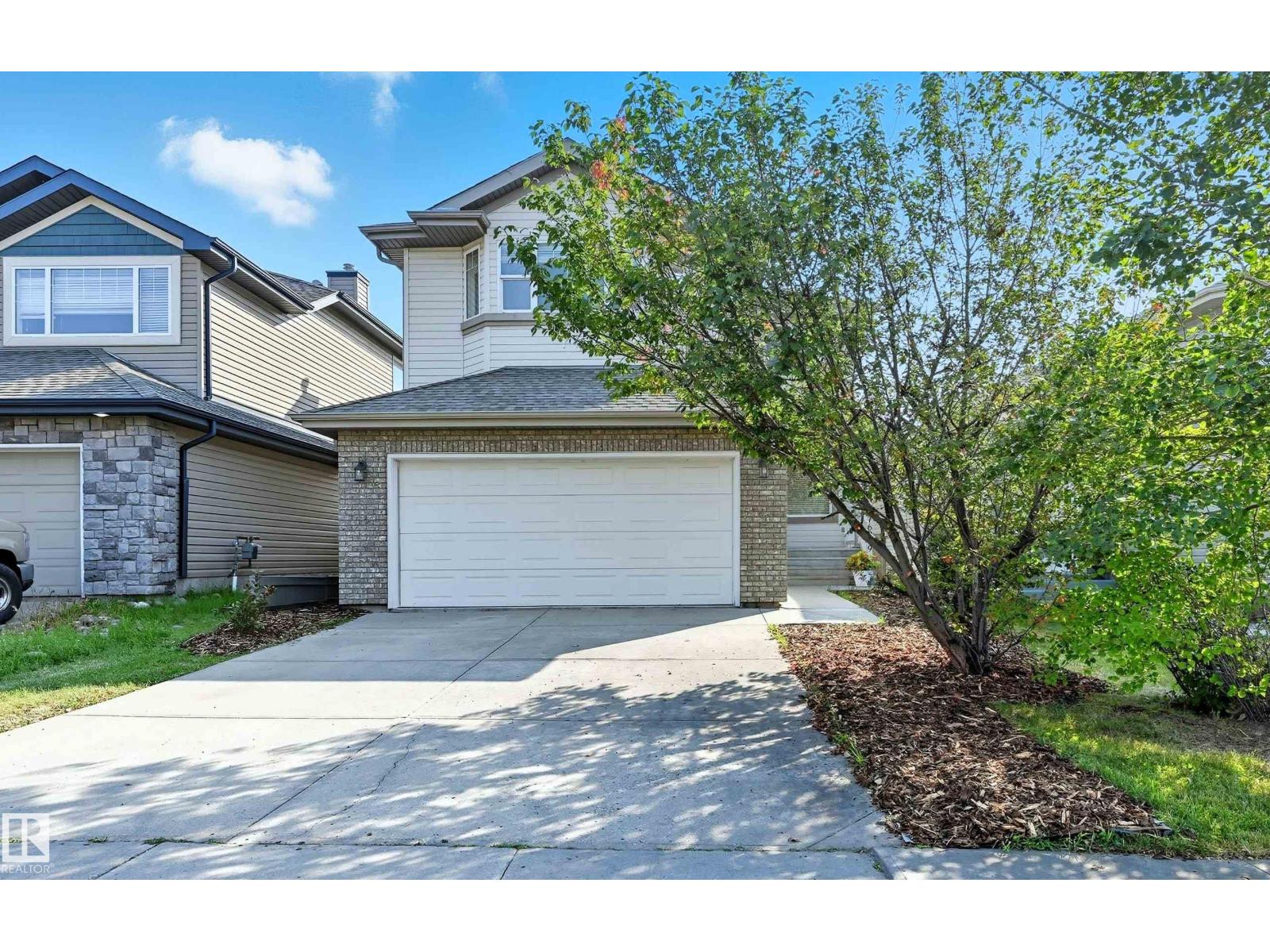 6919 Strom Ln NW, Edmonton, AB T6R 0G3