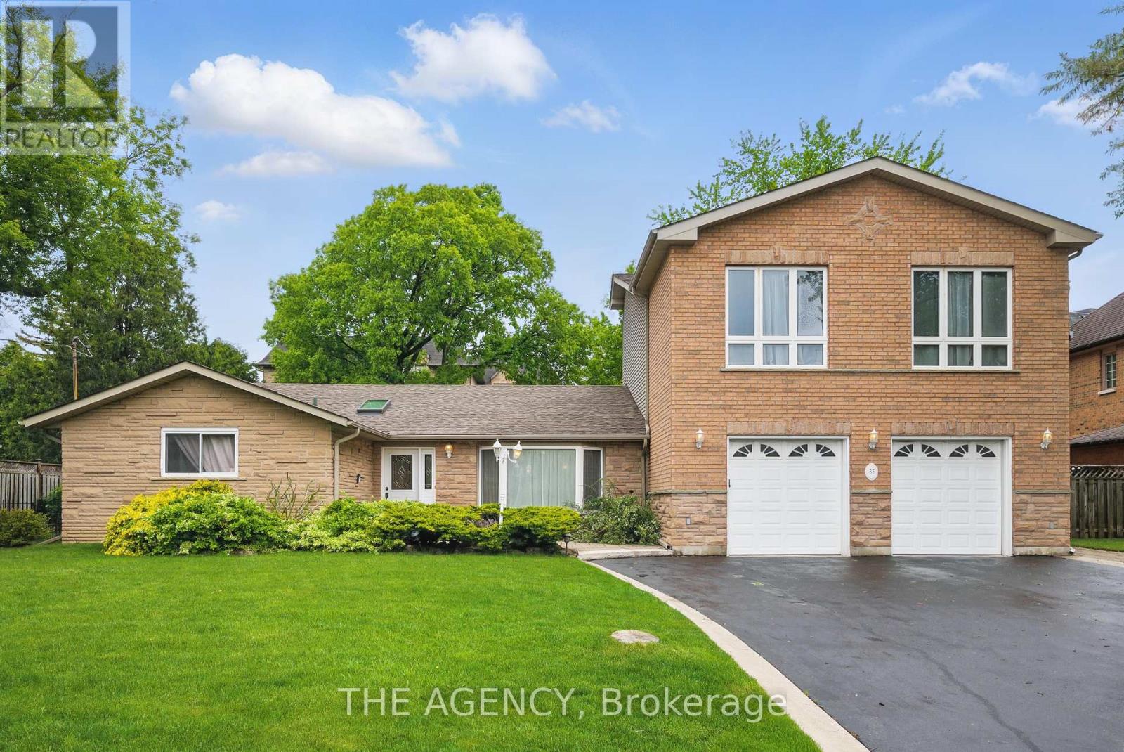 55 Denham Dr, Richmond Hill, ON L4C 6H8