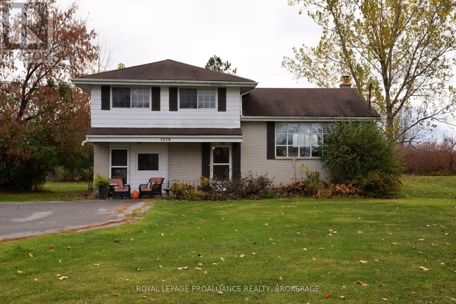 2229 Paul Boulevard N, Kingston City North Of 401, ON K7L 4V3