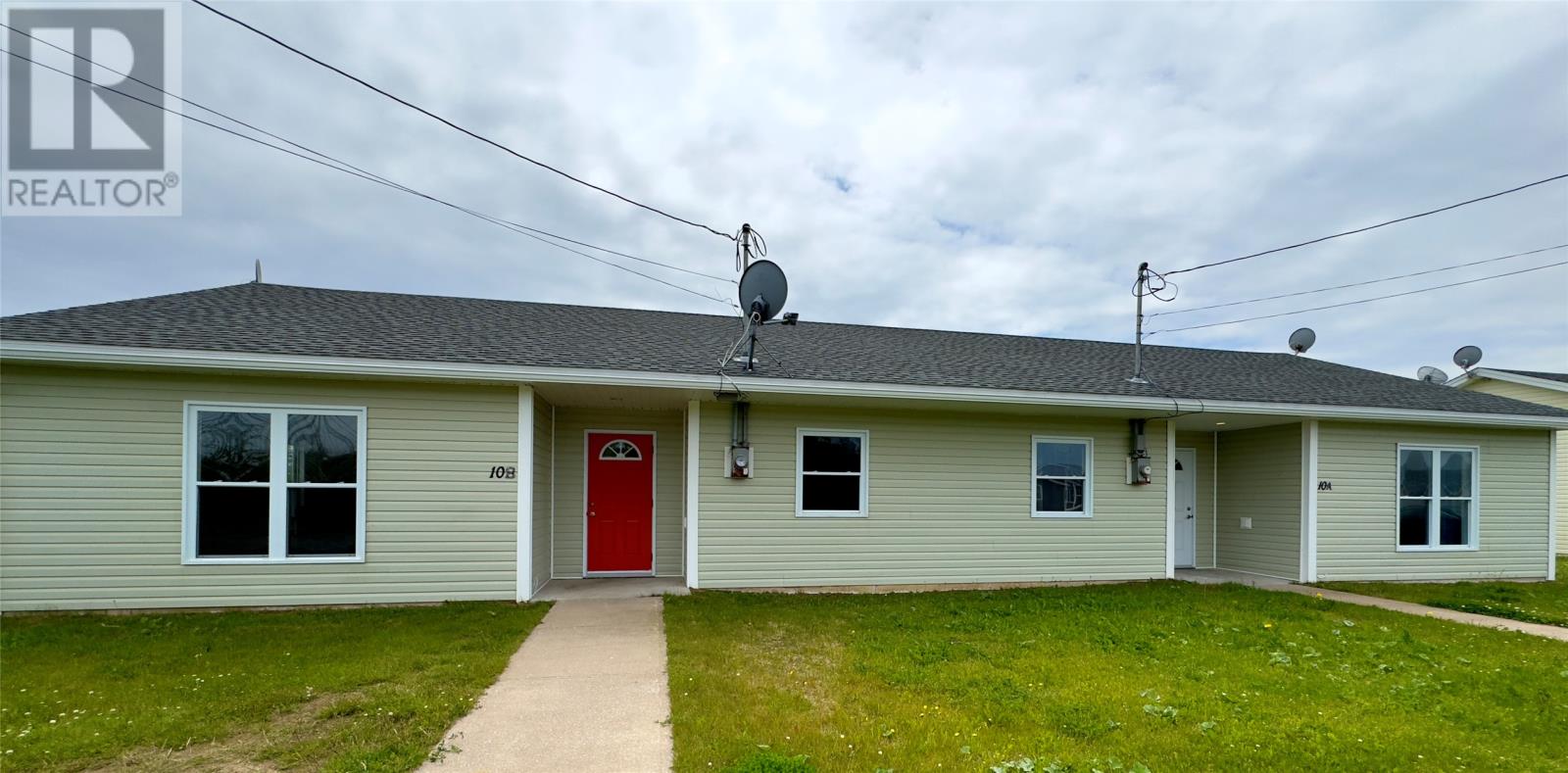10 Taylors Ave, Port Saunders, NL A0K 4H0