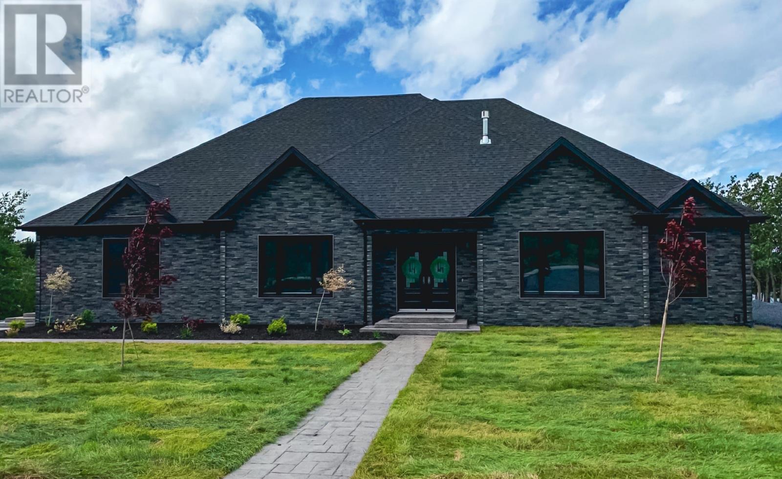 14 Main St, Carmanville, NL A0G 1N0