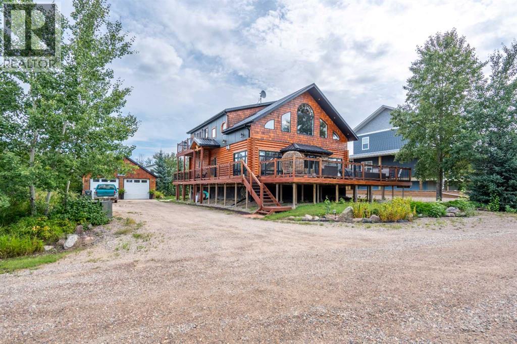 16 Lake View Dr, Lac Des Iles, SK S0M 1A0