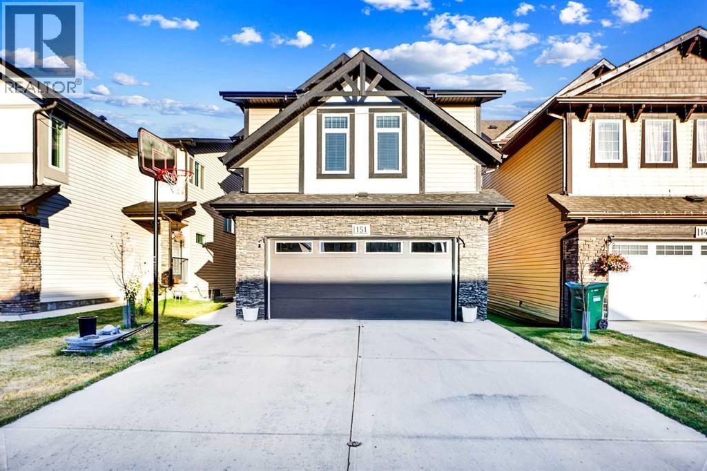 151 Skyview Point Rd NE, Calgary, AB T3N 0K4