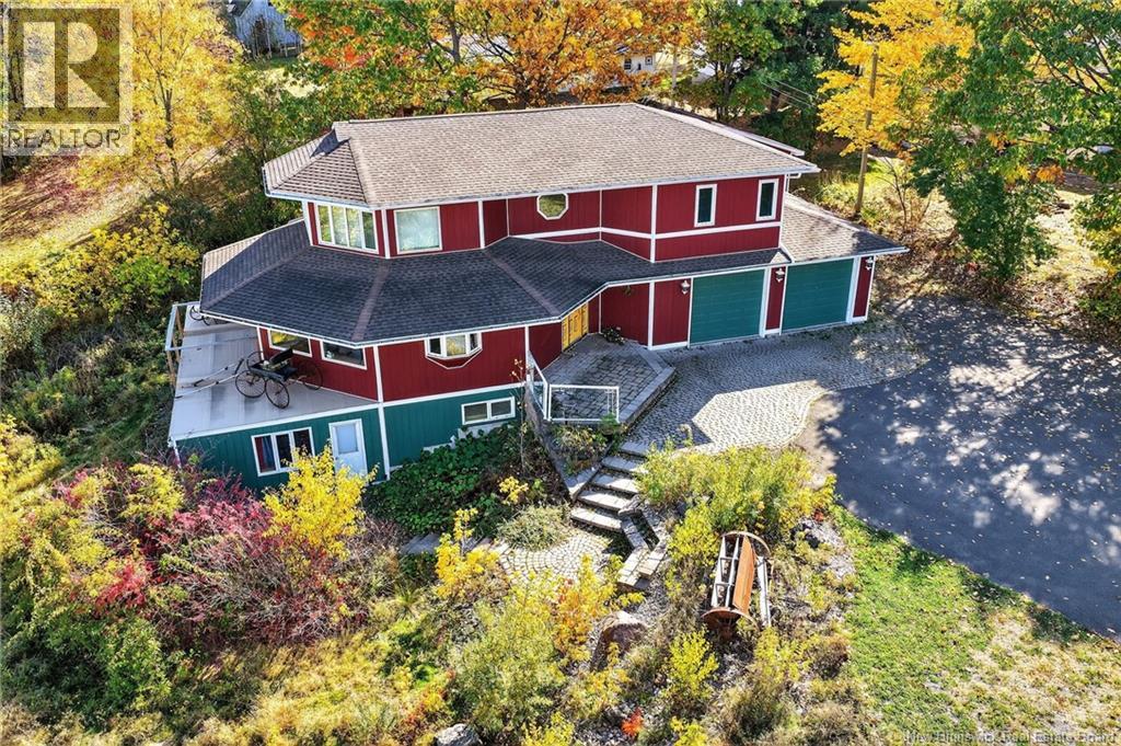 380 Salisbury Rd, Moncton, NB E1E 1A7