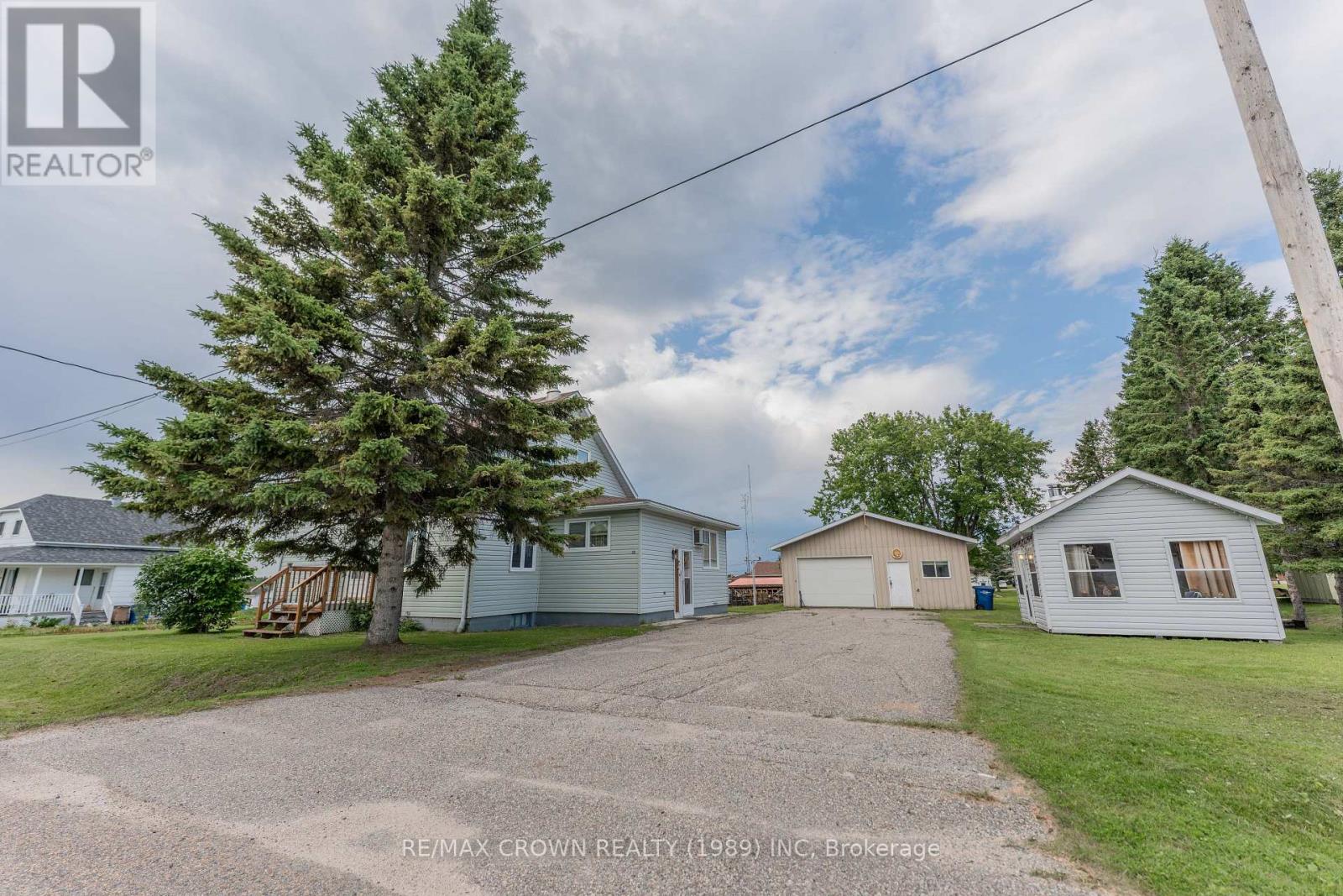 23 Habel St, Kapuskasing, ON P0L 1G0
