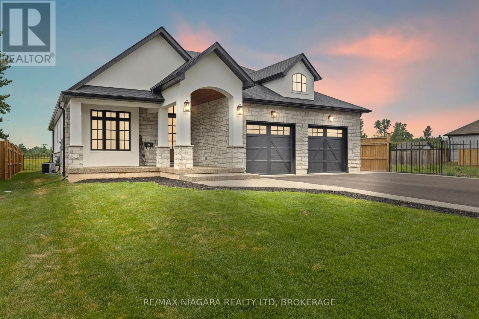 637 Buffalo Rd, Fort Erie, ON L2A 5G7