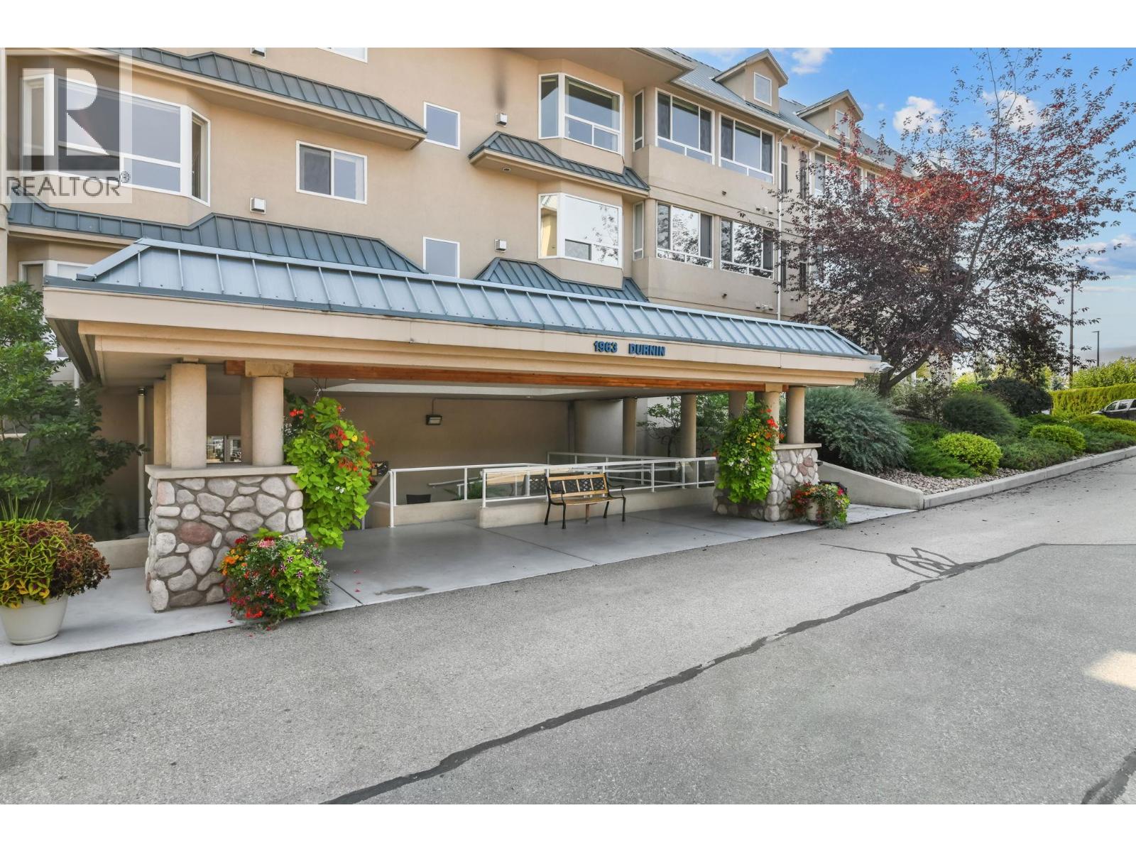 1963 Durnin Road Unit 303, Kelowna, BC V1X 7Y4