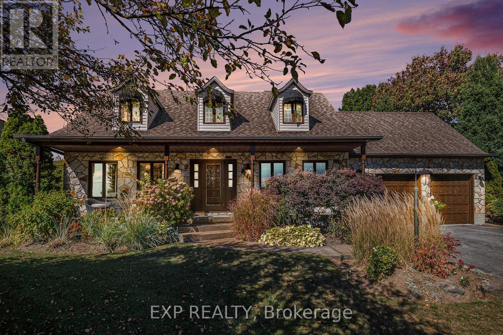 1919 Clark Rd, Clarence-Rockland, ON K4K 1K7