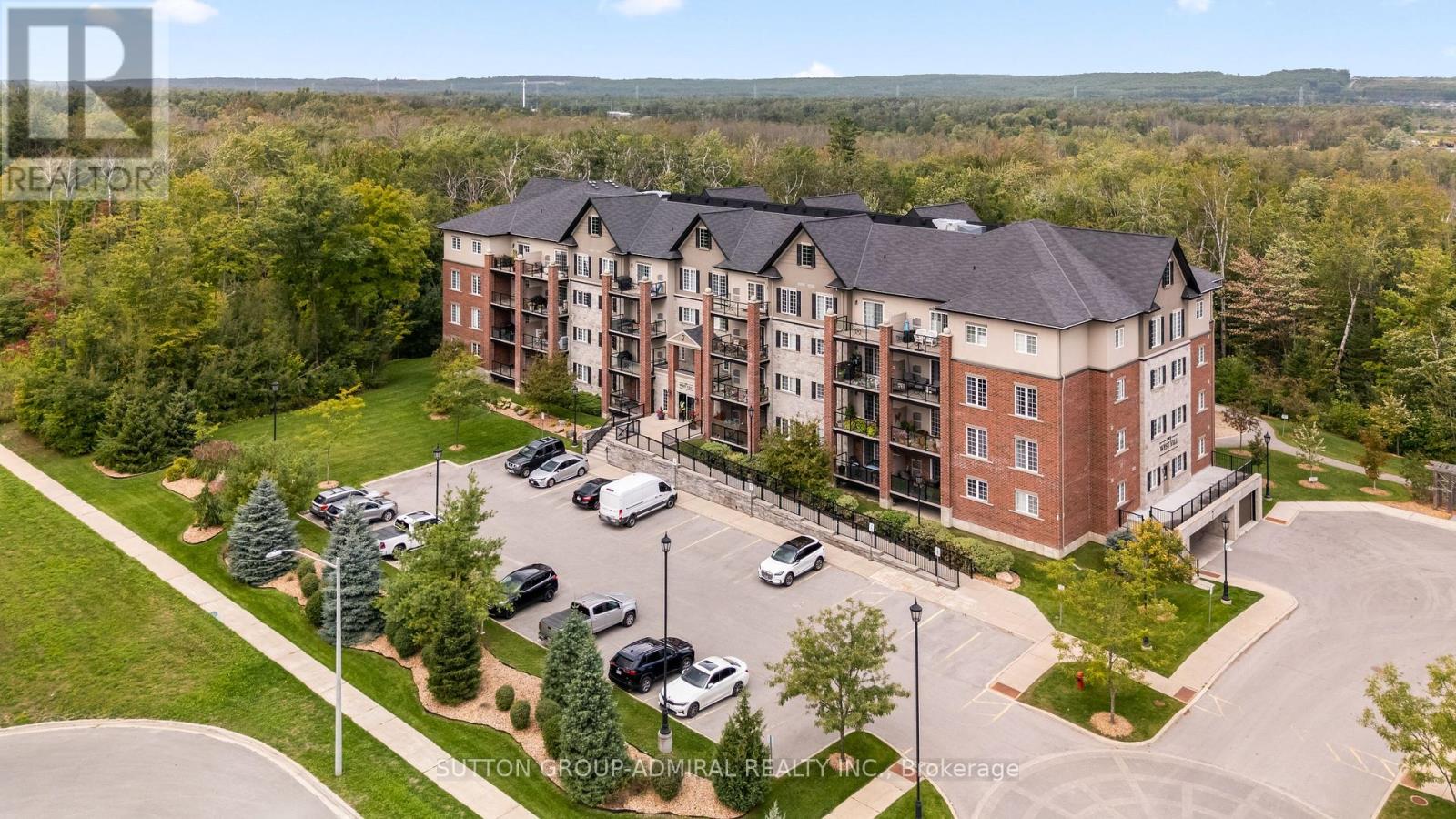 303 7 Greenwich St, Barrie, ON L4N 7Y8