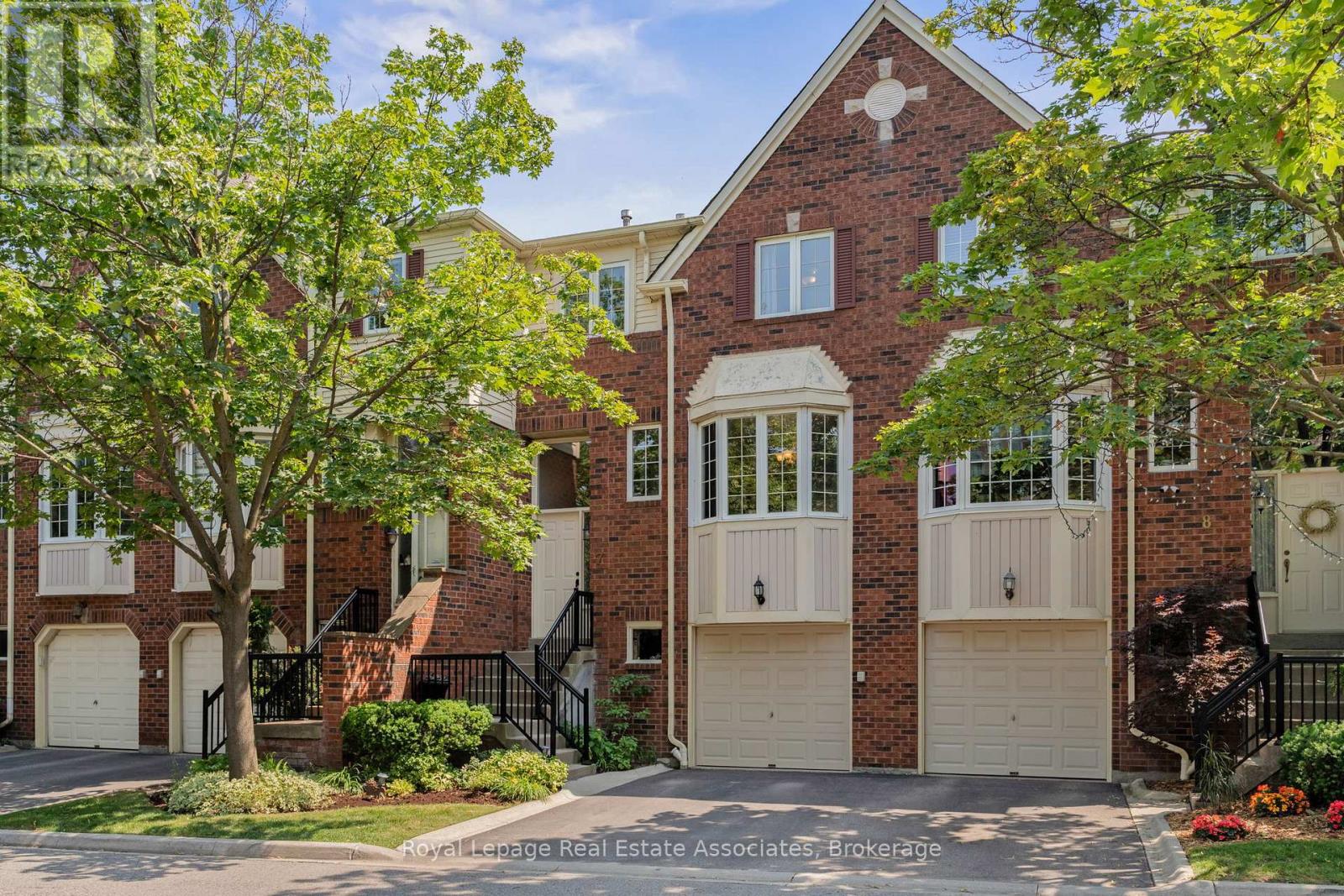 7 4605 Donegal Dr, Mississauga, ON L5M 4X7