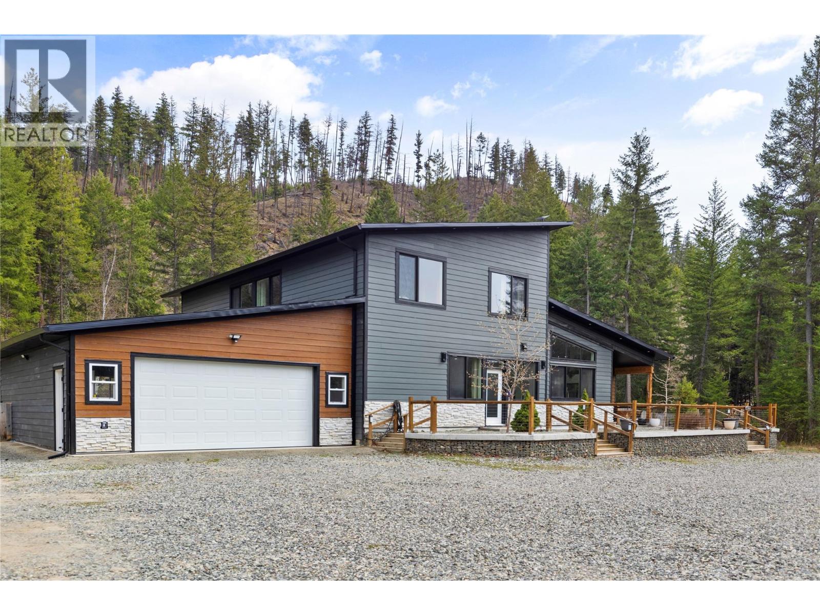 4472 Power Rd, Barriere, BC V0E 1E0