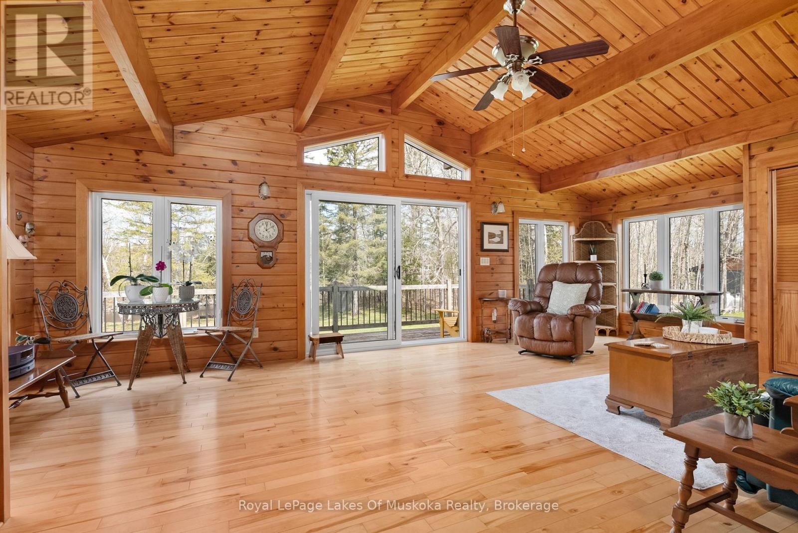 71 Victoria St, Magnetawan, ON P0A 1P0