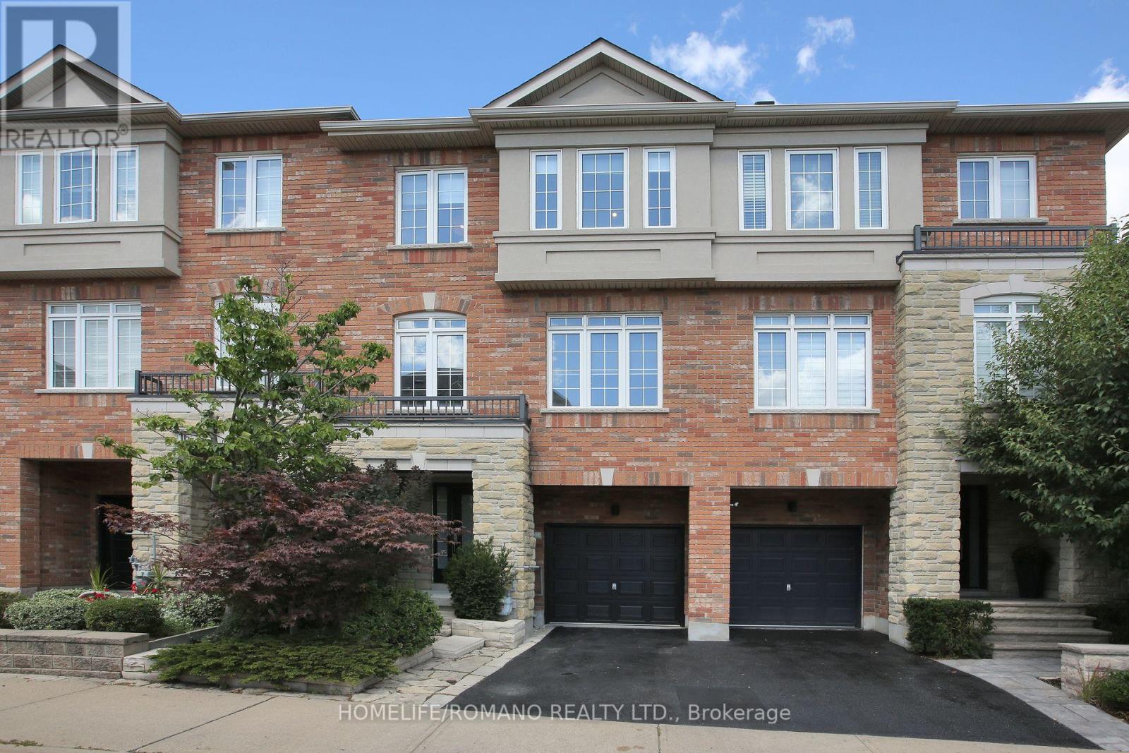 14 Ramage Ln, Toronto, ON M9C 5S6