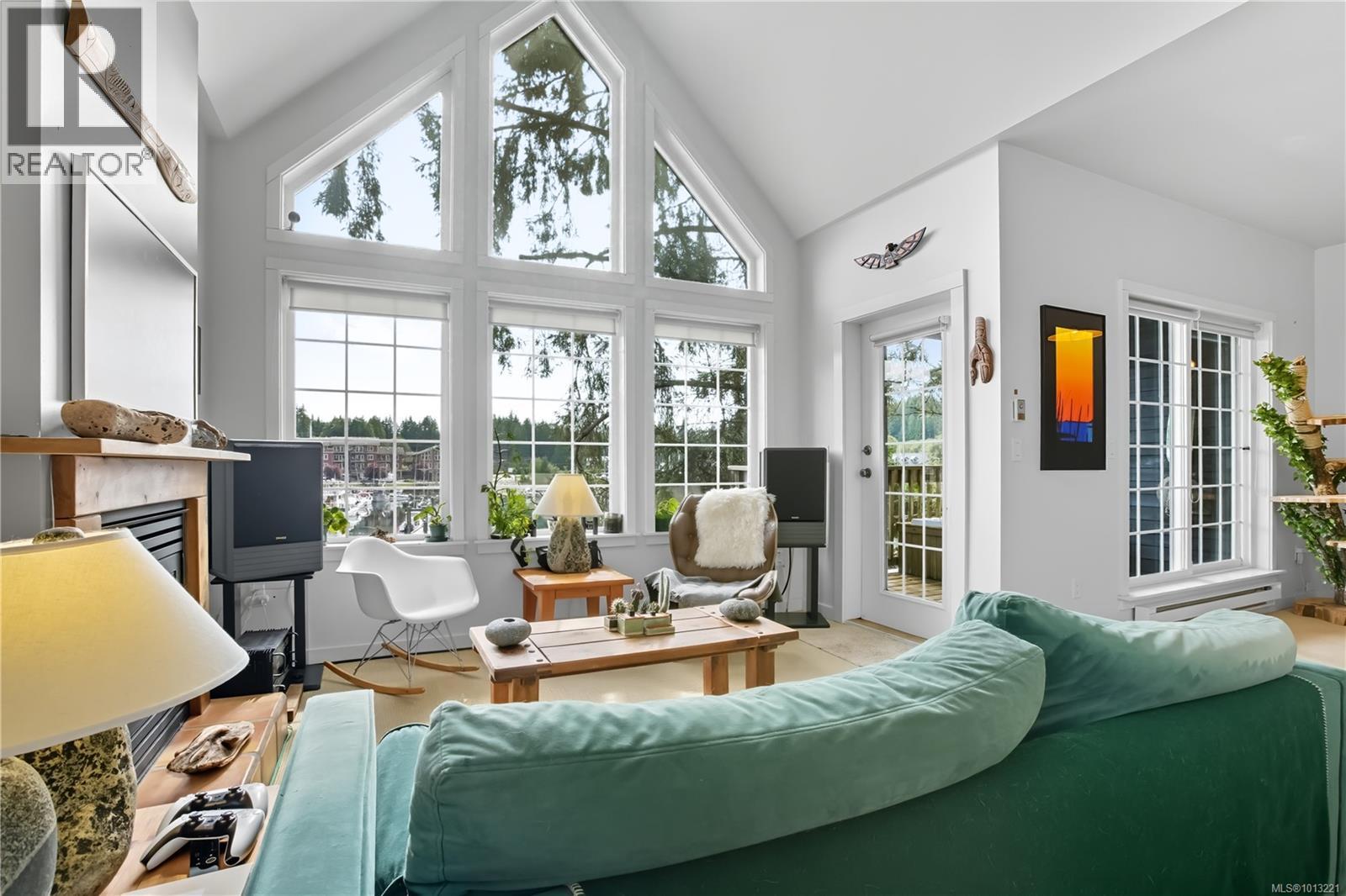 1971 Harbour Cres Unit 1003 Cres, Ucluelet, BC V0R 3A0