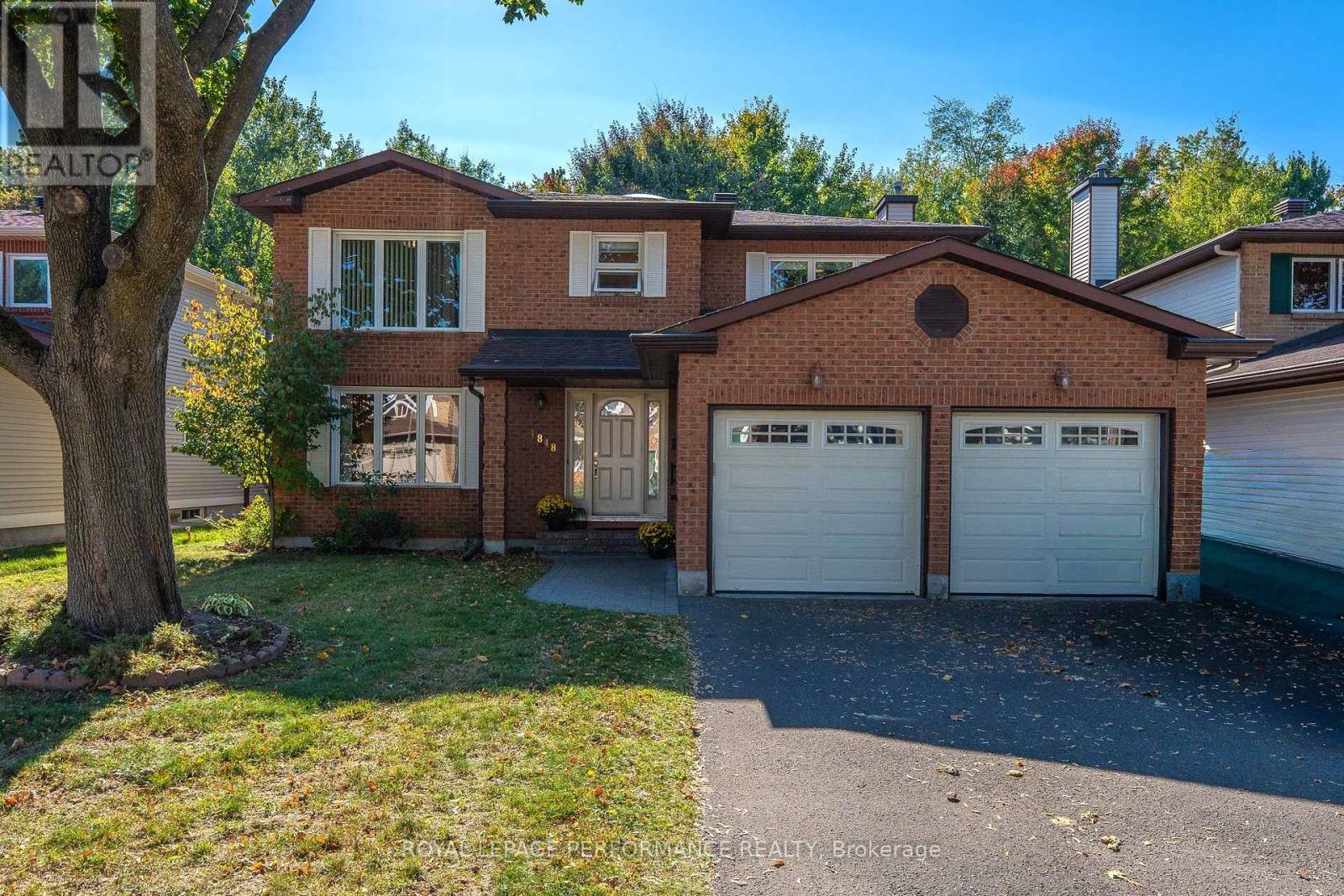 1848 Thistleleaf Cres, Ottawa, ON K1C 5W7