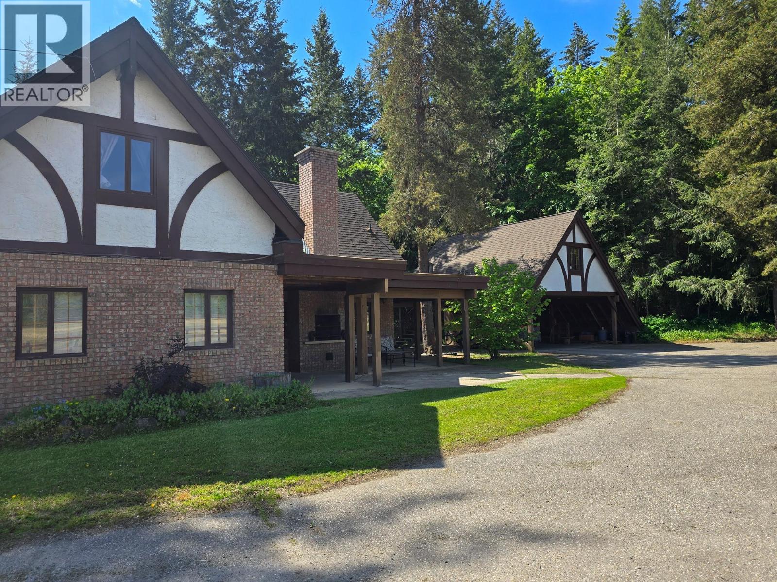 4452 Sleepy Hollow Rd, Armstrong, BC V0E 1B4