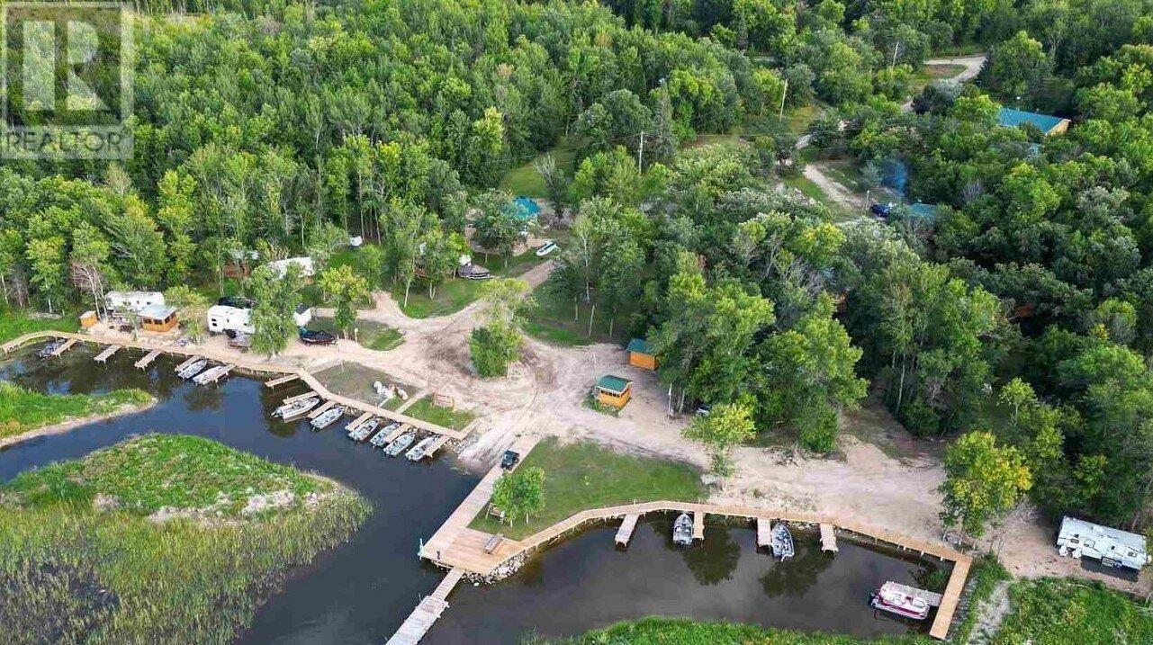 5209 Fishery Rd, Rainy River, ON P0W 1L0