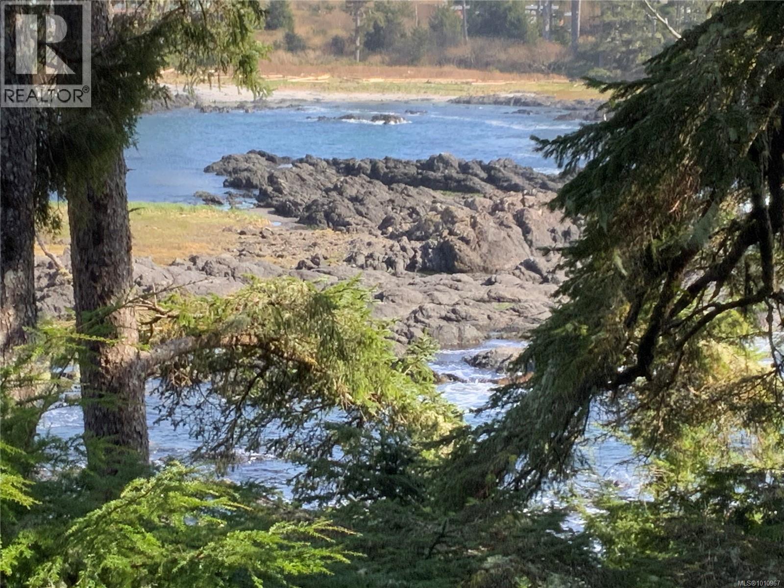 596 Marine Dr Unit 202 Dr, Ucluelet, BC V0R 3A0