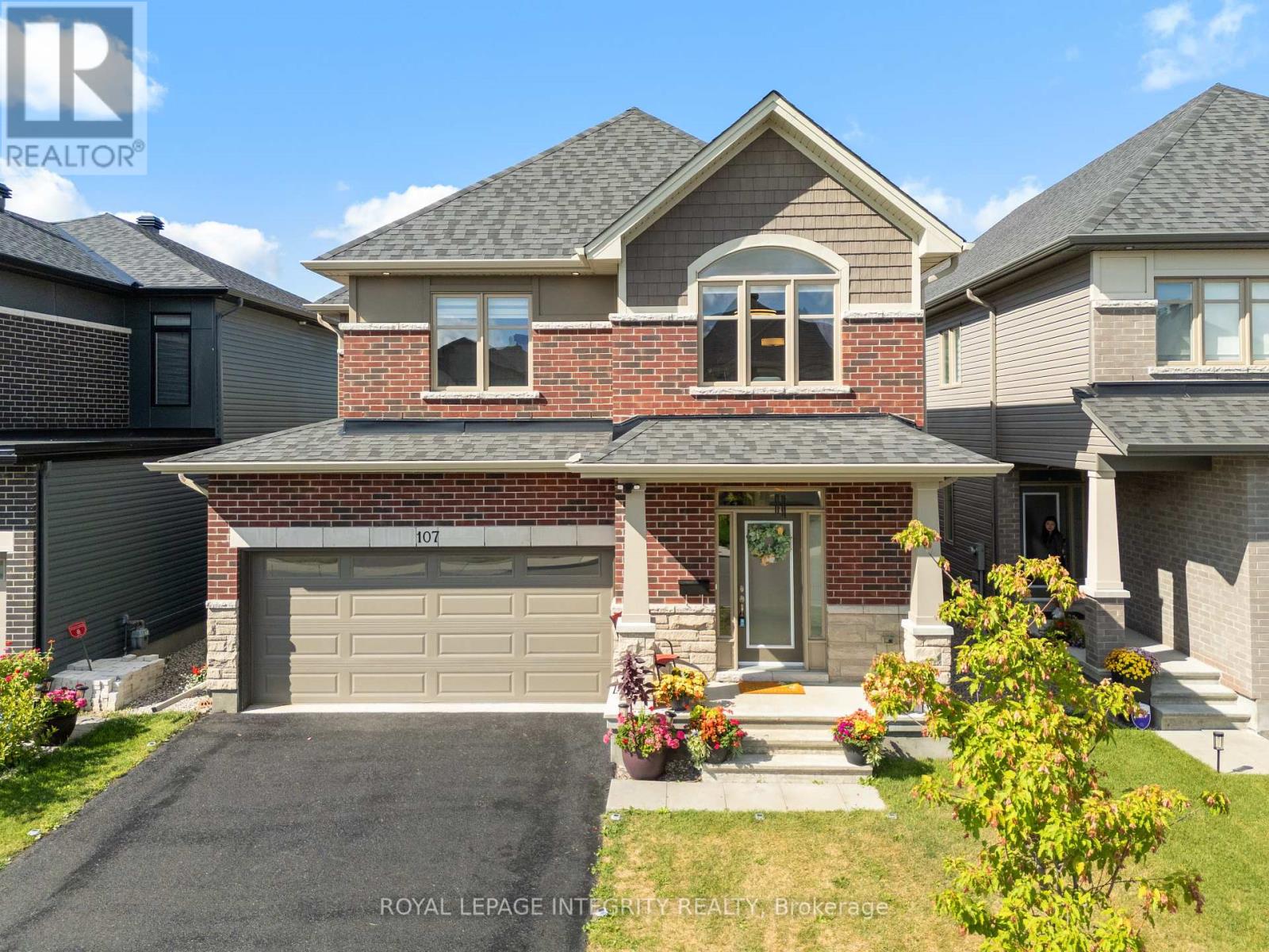 107 Heirloom St, Ottawa, ON K4M 0L3