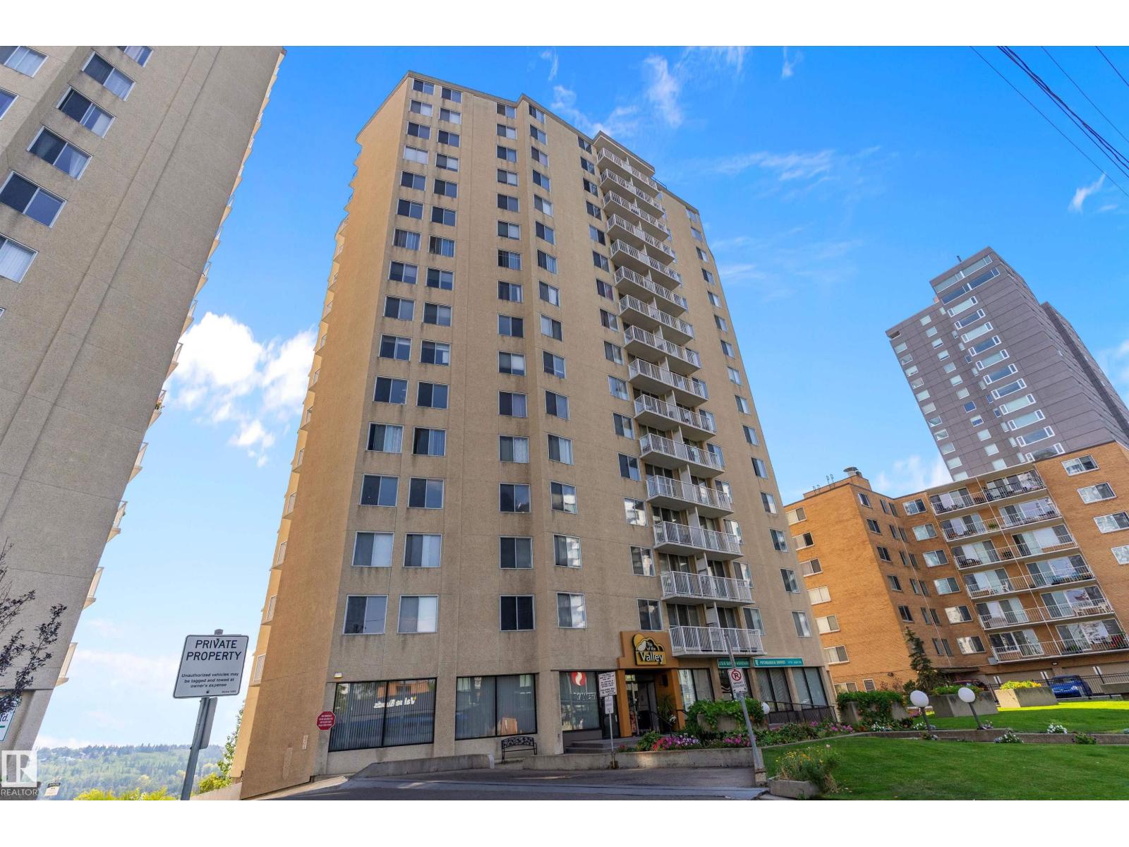 12141 Jasper Avenue #1401, Edmonton, AB T5N 3X8