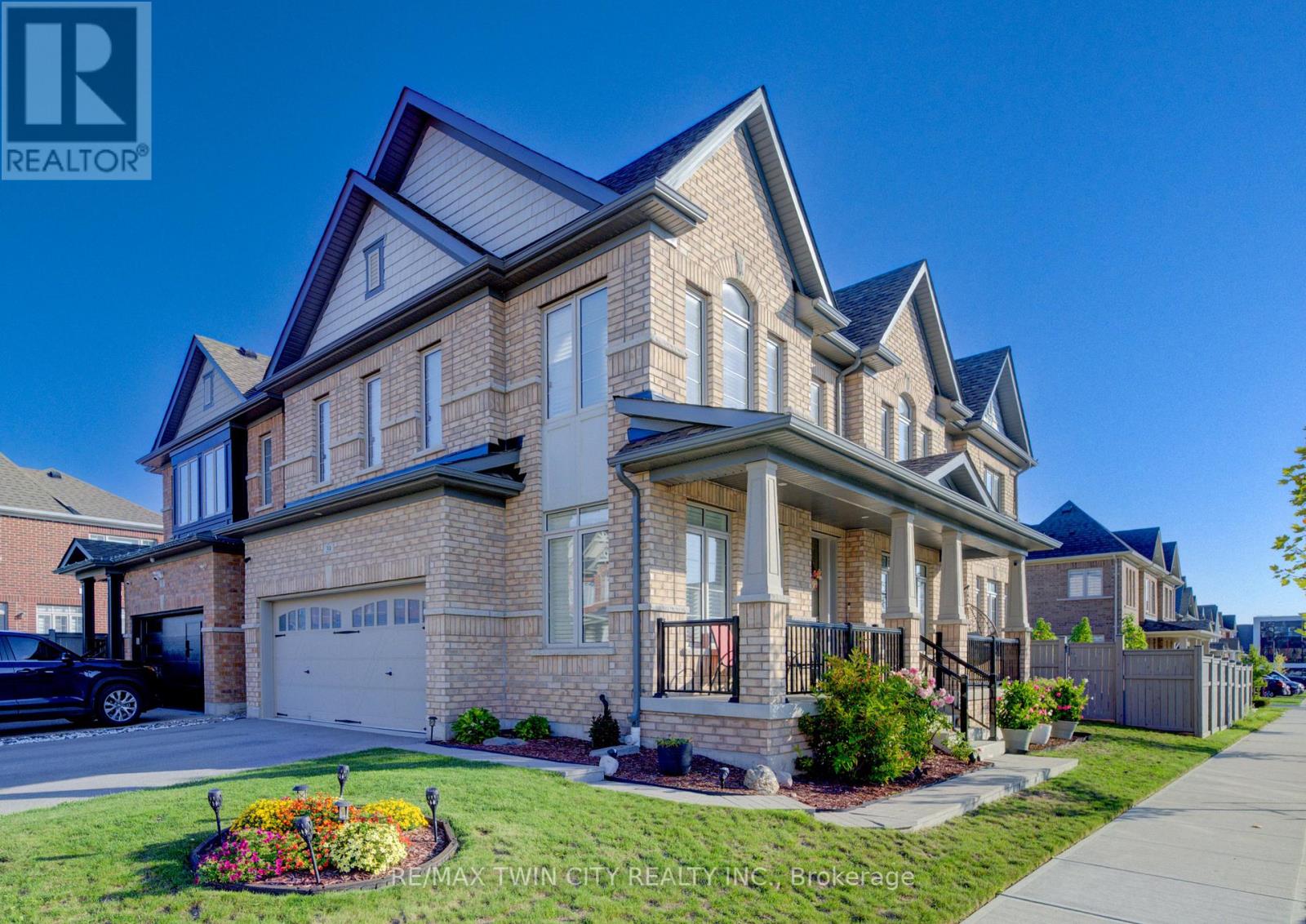 39 Reistwood Dr, Kitchener, ON N2R 0N8