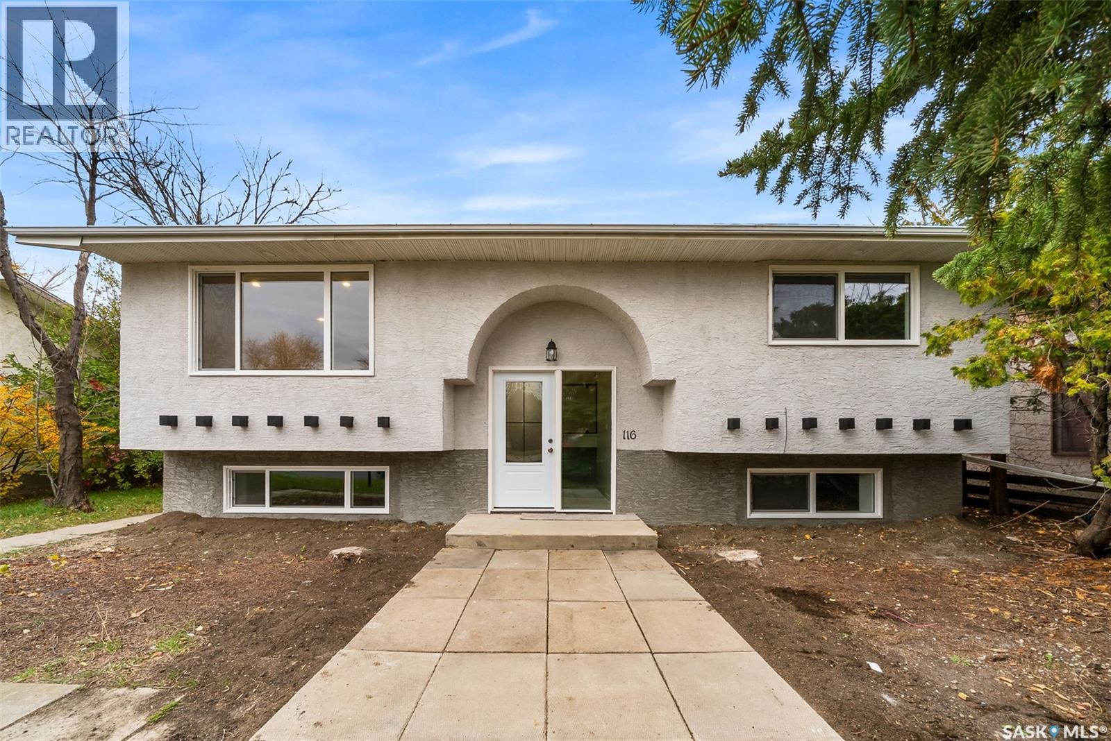116 Mccarthy Blvd, Regina, SK S4R 6A6