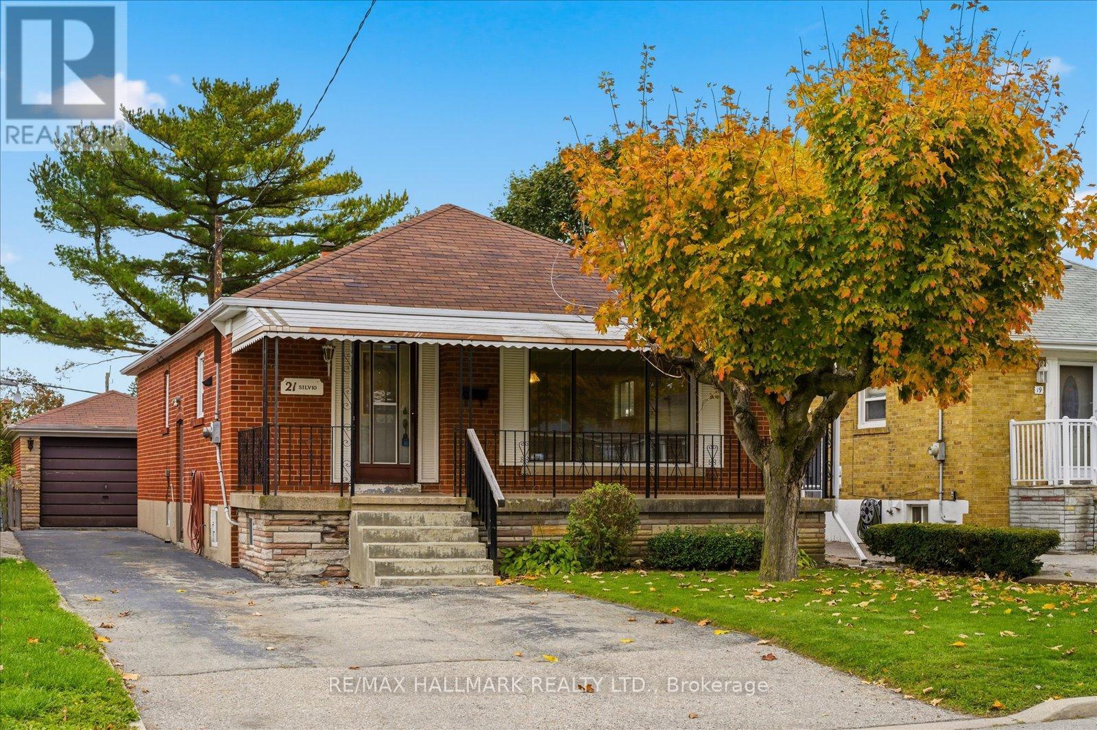 21 Silvio Ave, Toronto Clairlea-birchmount, ON M1K 1V1