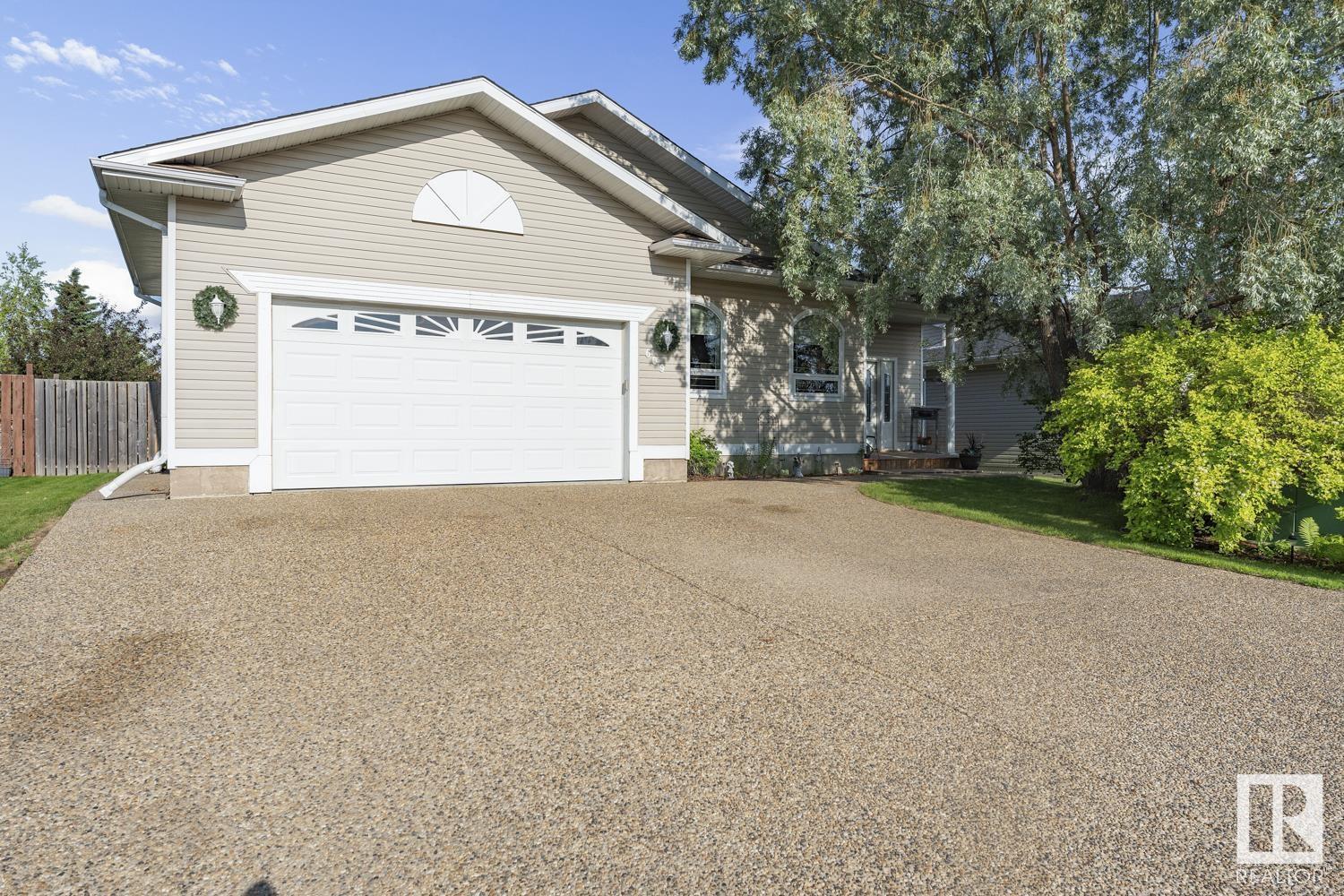 609-26 Street St, Cold Lake, AB T9M 1M6