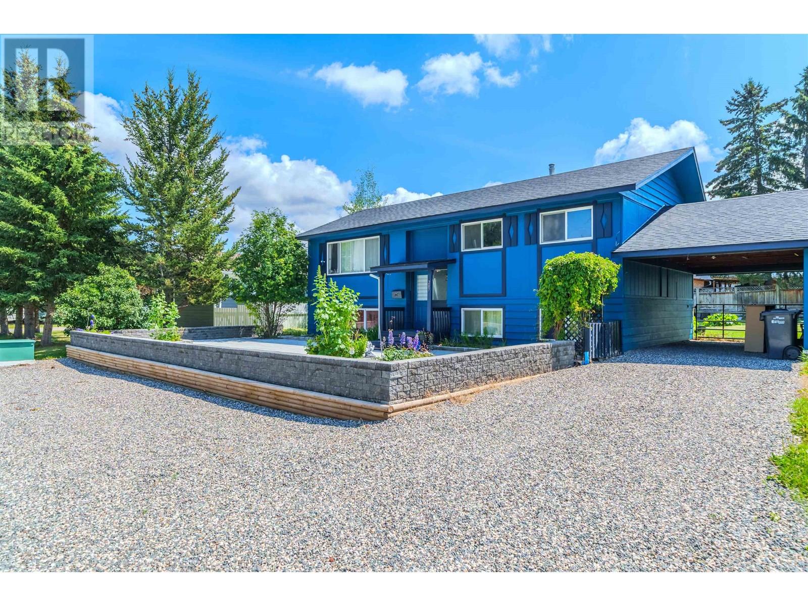 287 Elm Avenue, One Hundred Mile House, BC V0K 2E1