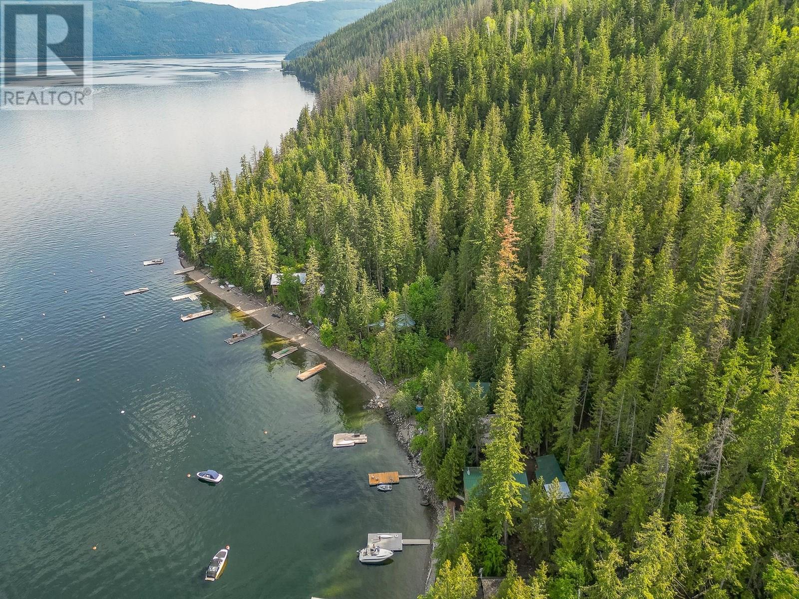 27 Crescent Bay, Sicamous, BC V0E 2V0