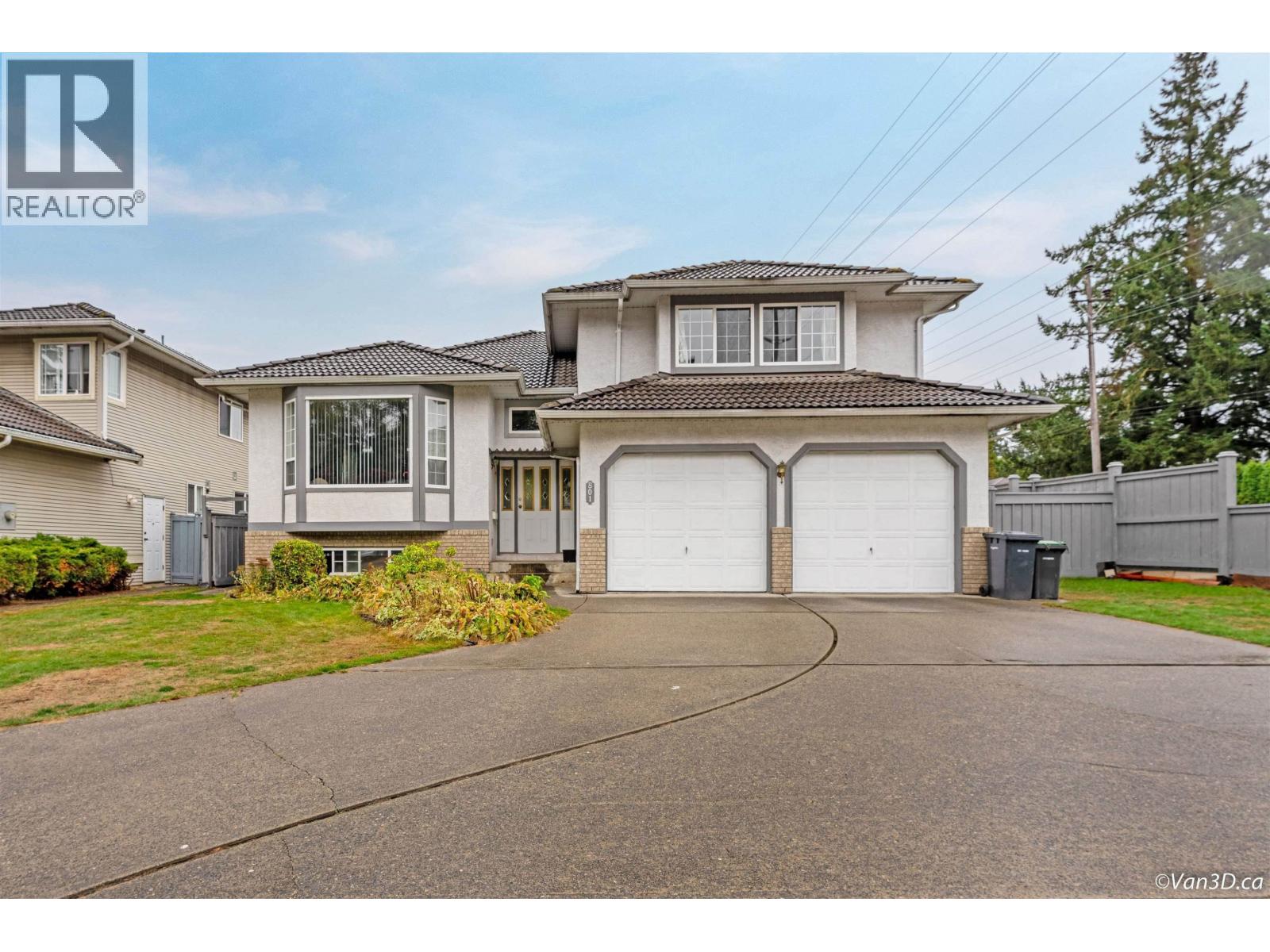 801 Fowler Ct, Coquitlam, BC V3J 7X2