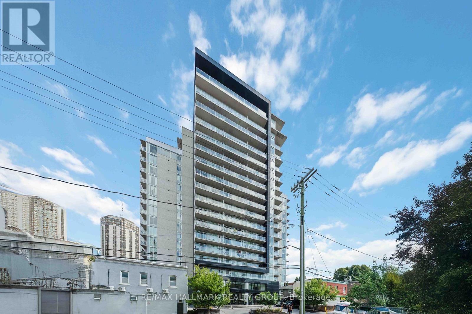 1209 255 Bay St, Ottawa, ON K1R 0C5