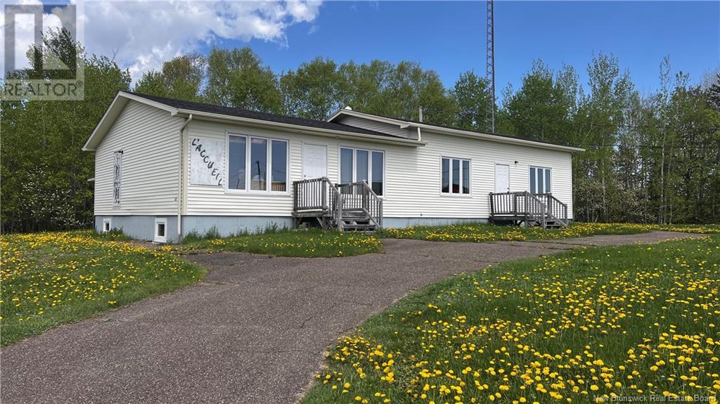 1913 Route 160, Saint-sauveur, NB E8L 1N5