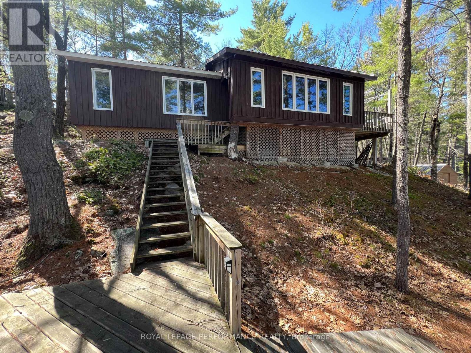 319 Bayview Lodge Rd, Mississippi Mills, ON K0A 3L0