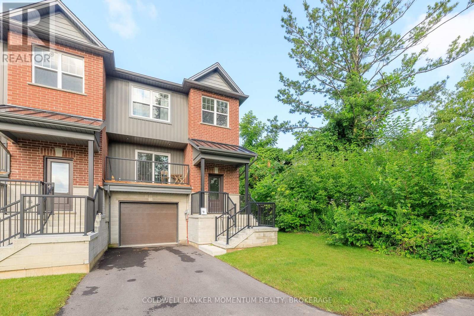 153 Moffatt St B St, St. Catharines, ON L2P 2L7