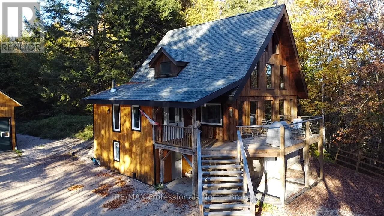 298 Angus Point Rd, Machar, ON P0A 1X0