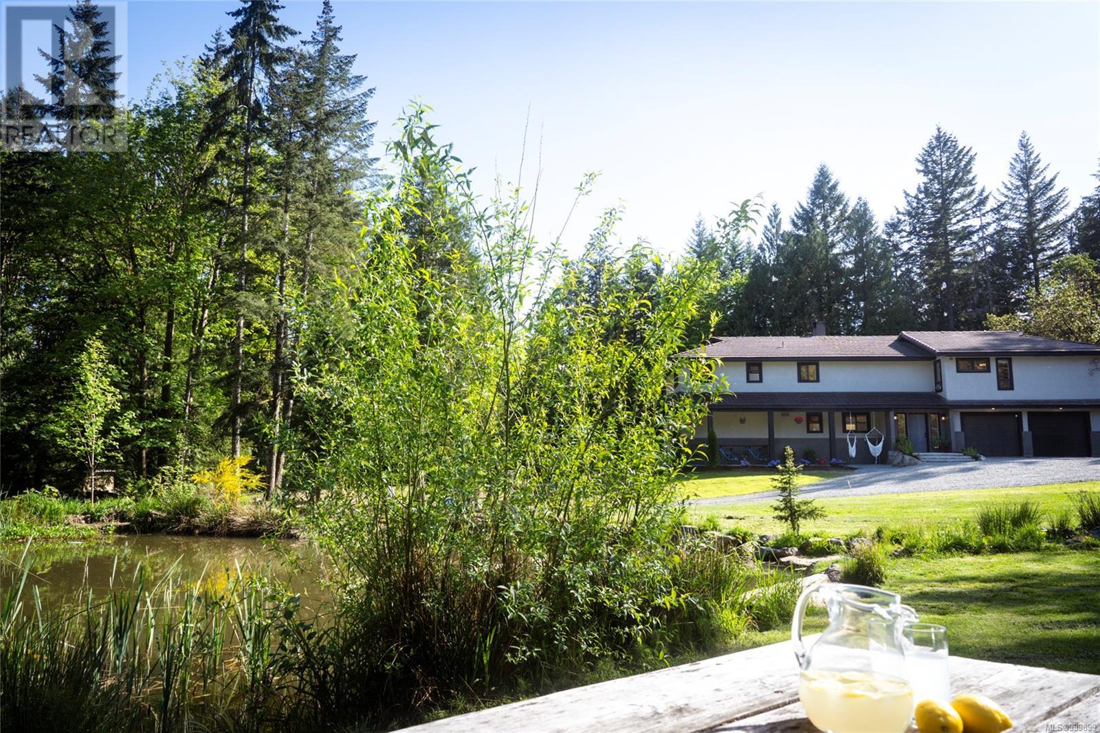 6866 Doumont Rd, Nanaimo, BC V9T 6G9
