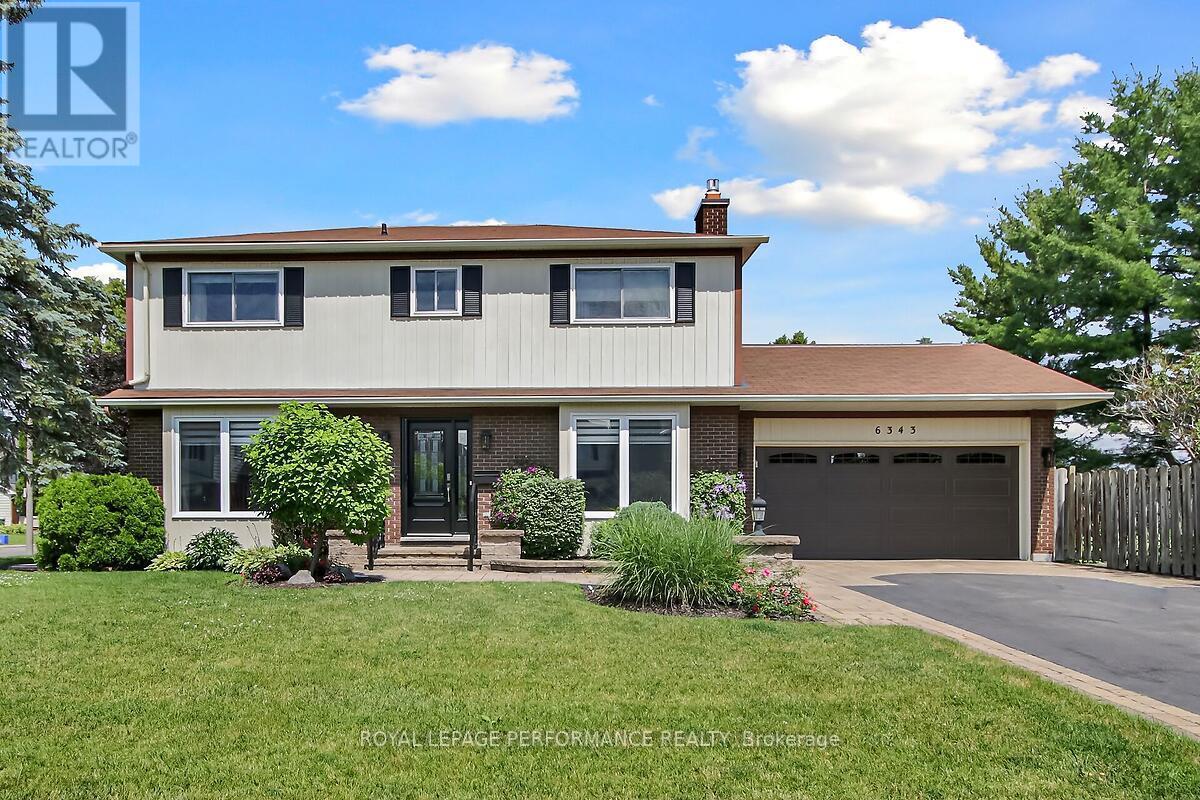 6343 Viseneau Dr, Ottawa, ON K1C 2G8