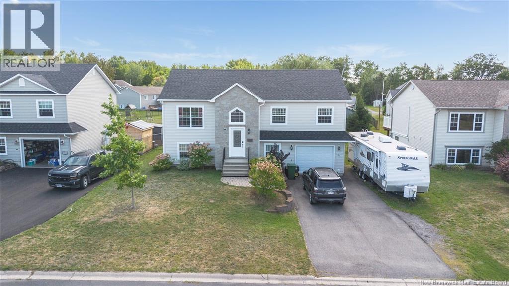 14 Hallihan Dr, Oromocto, NB E2V 0C5