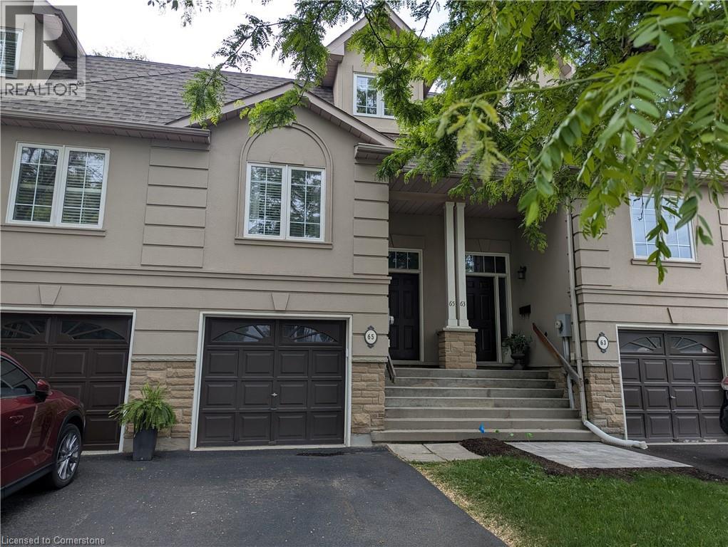 65 Fairwood Pl W, Burlington, ON L7T 1E4