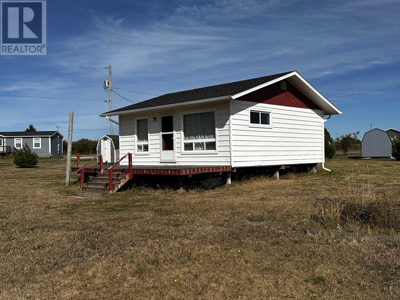 8 Raymond Rd, Mont Carmel, PE C0B 2E0