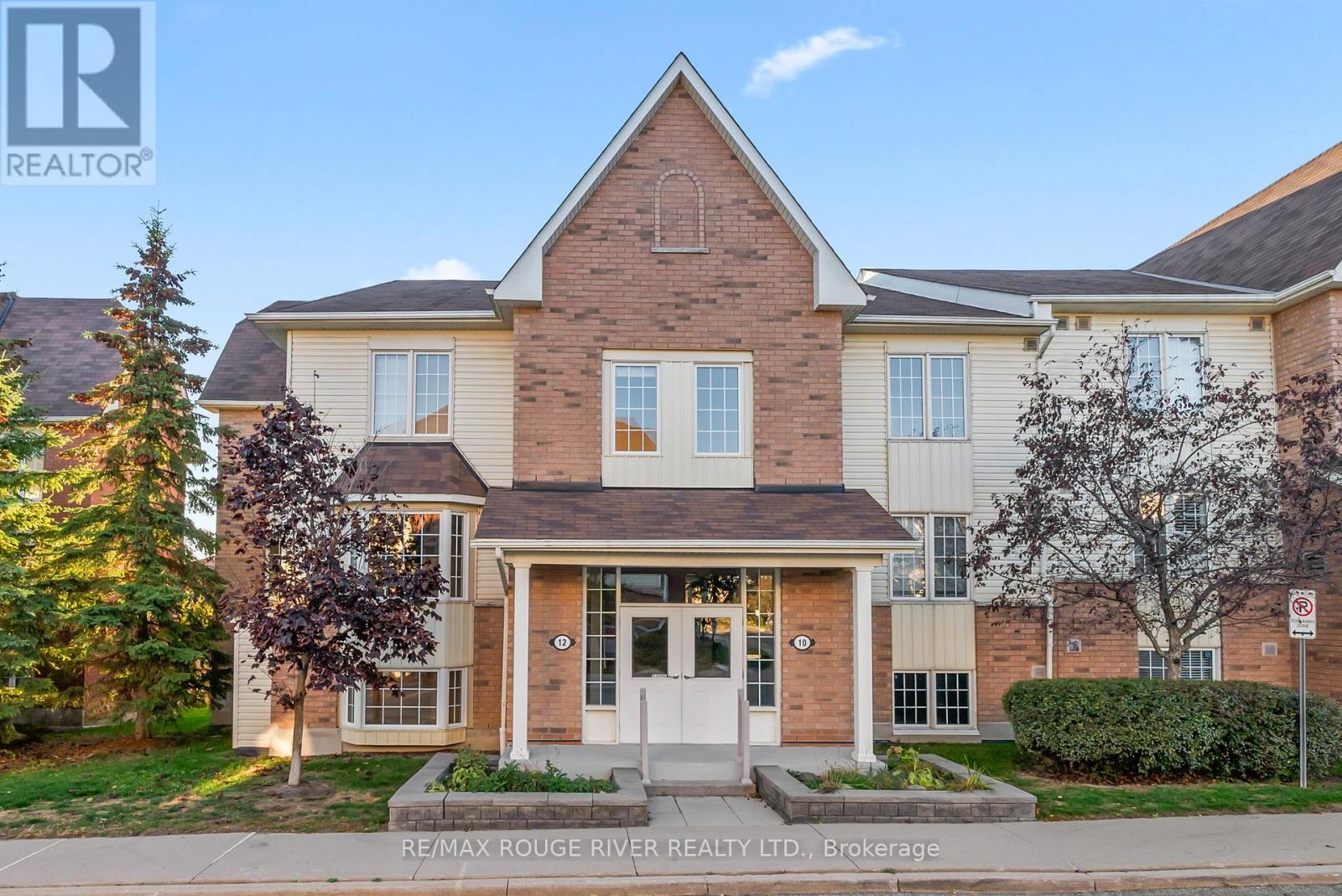 1 12 Petra Way, Whitby, ON L1R 0A6