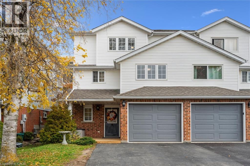 14 Highbrook St, Kitchener, ON N2E 3P1