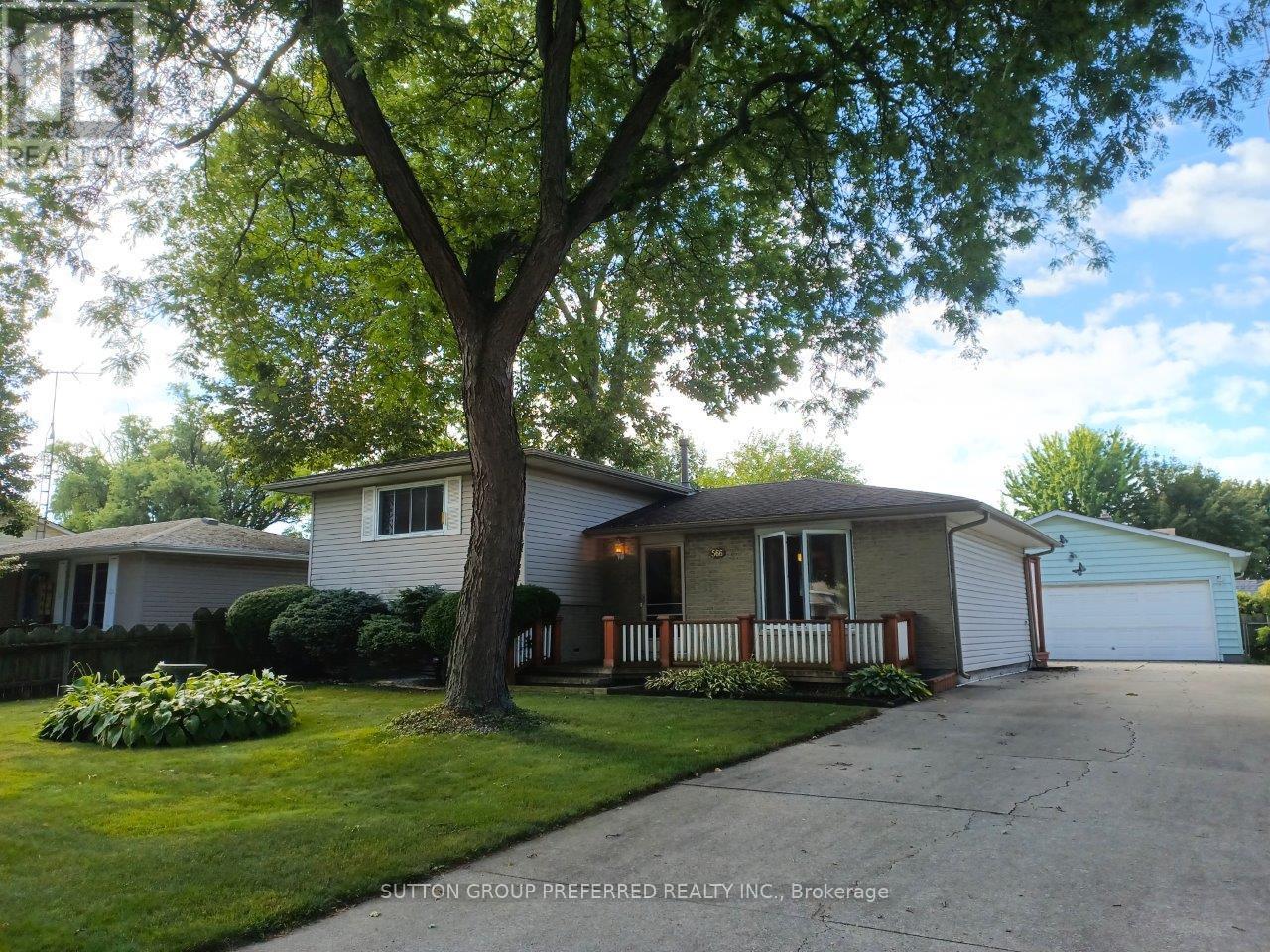 566 Albert Blvd, St. Clair, ON N0N 1G0
